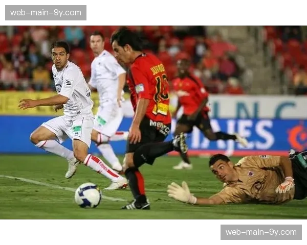 闪电战：阿尔梅里亚1-3巴列卡诺，客队开场15分钟连入三球。